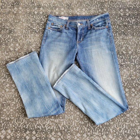 Red Engine Ruby Distressed Jeans Size 28 - Picture 1 of 14